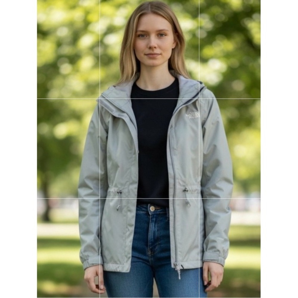 The North Face DryVent Rain Jacket Women's XS Light Gray Hooded Full Zip